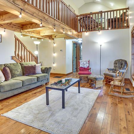 DundeeHappy Haven Hill Cabin With Patio And Fire Pit!别墅 外观 照片